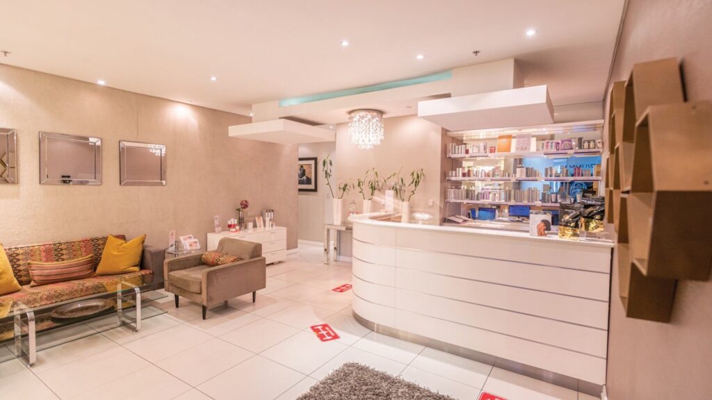 Book a Room at Newkings Hotel in Sea Point